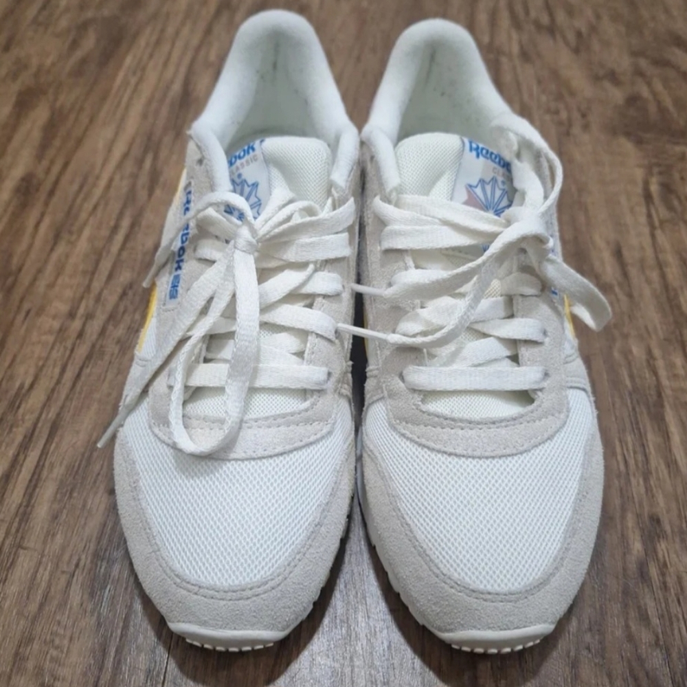 Reebok Sneakers - Picture 3 of 4